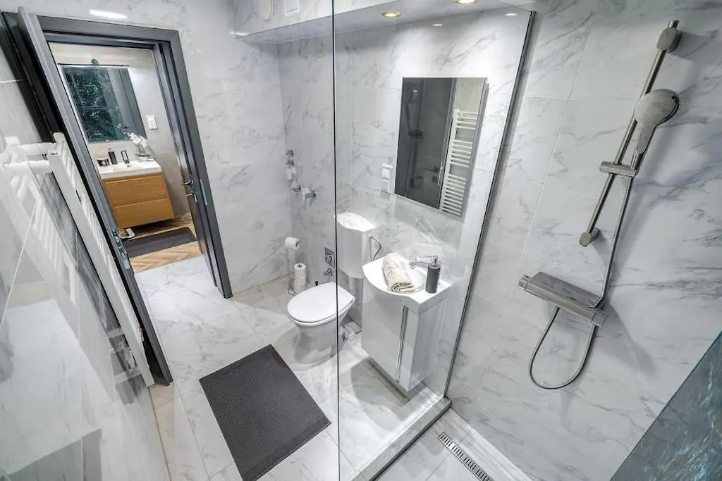 Loft 8 - Grand Stylish Stay With Parking Budapest Appartamento