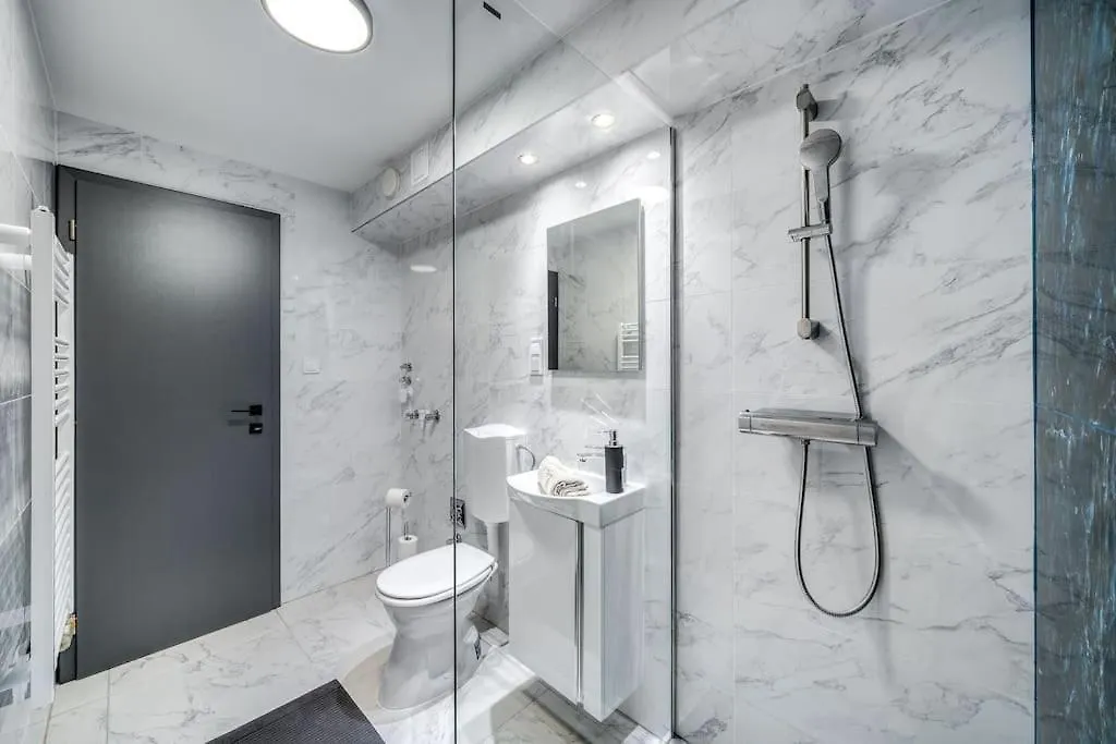 Loft 8 - Grand Stylish Stay With Parking Budapest Ungheria