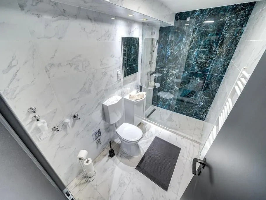Appartamento Loft 8 - Grand Stylish Stay With Parking Budapest Ungheria