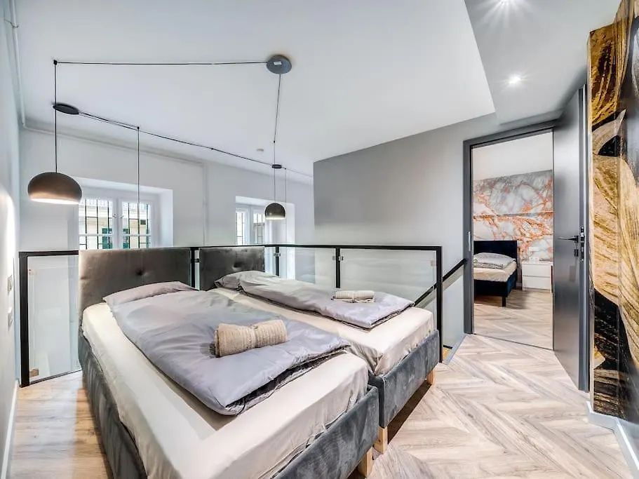 公寓 Loft 8 - Grand Stylish Stay With Parking 布达佩斯